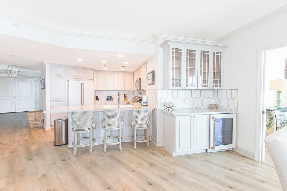 Dining Room 1.2