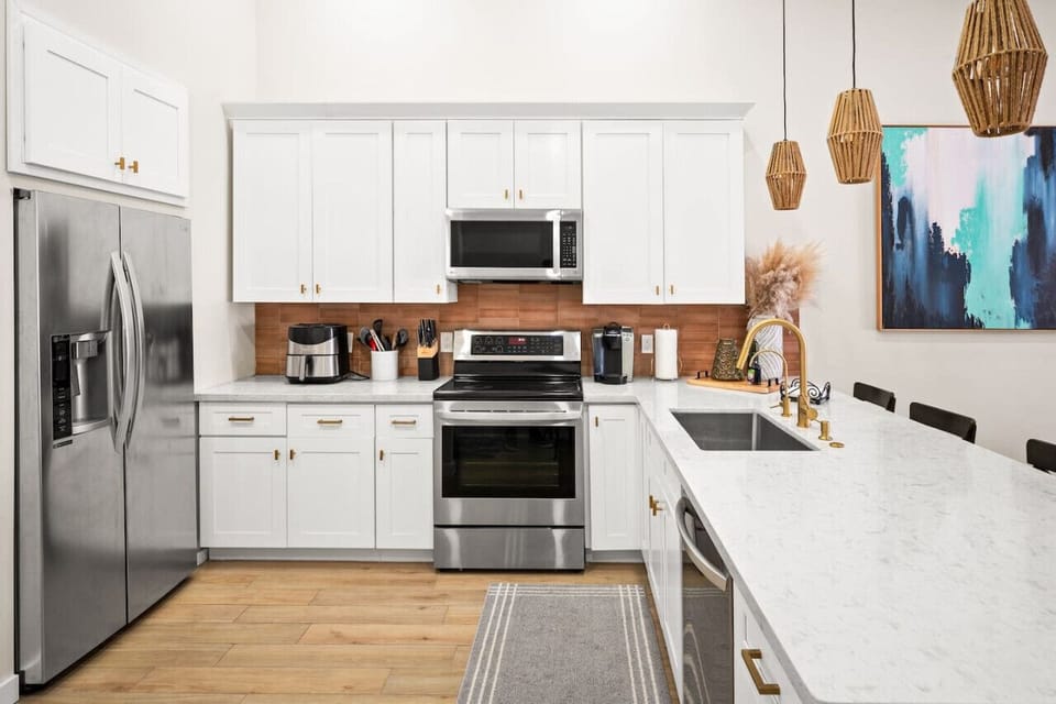 Prep your own meal and explore different recipes with our functional kitchen.