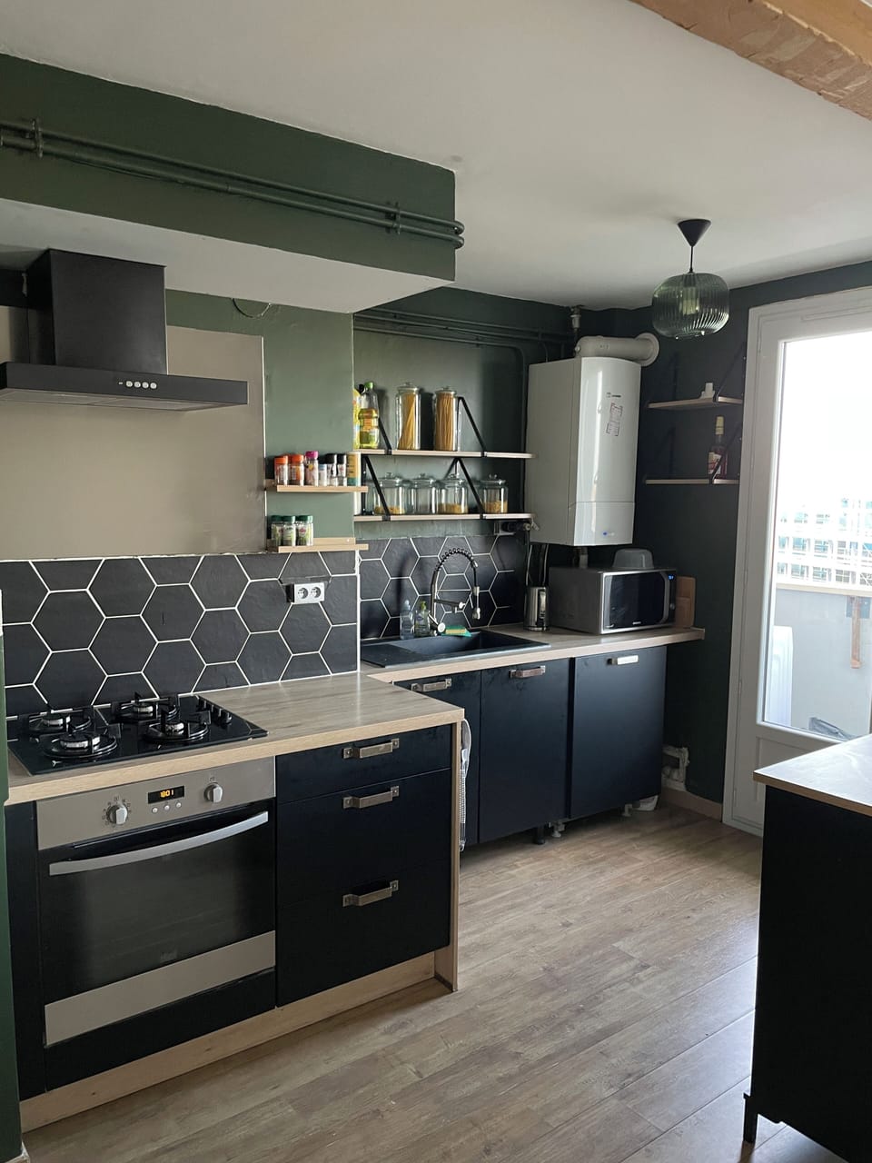 Private kitchen