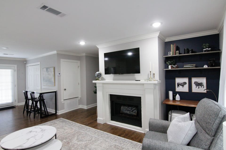 Freshly updated condo steps from campus!