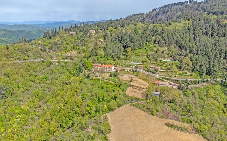 Building Exterior, Scenic View