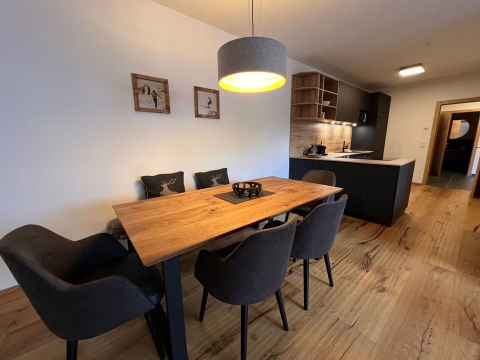 Table, Furniture, Picture Frame, Building, Chair, Wood, Lighting, Interior Design, Flooring, Floor