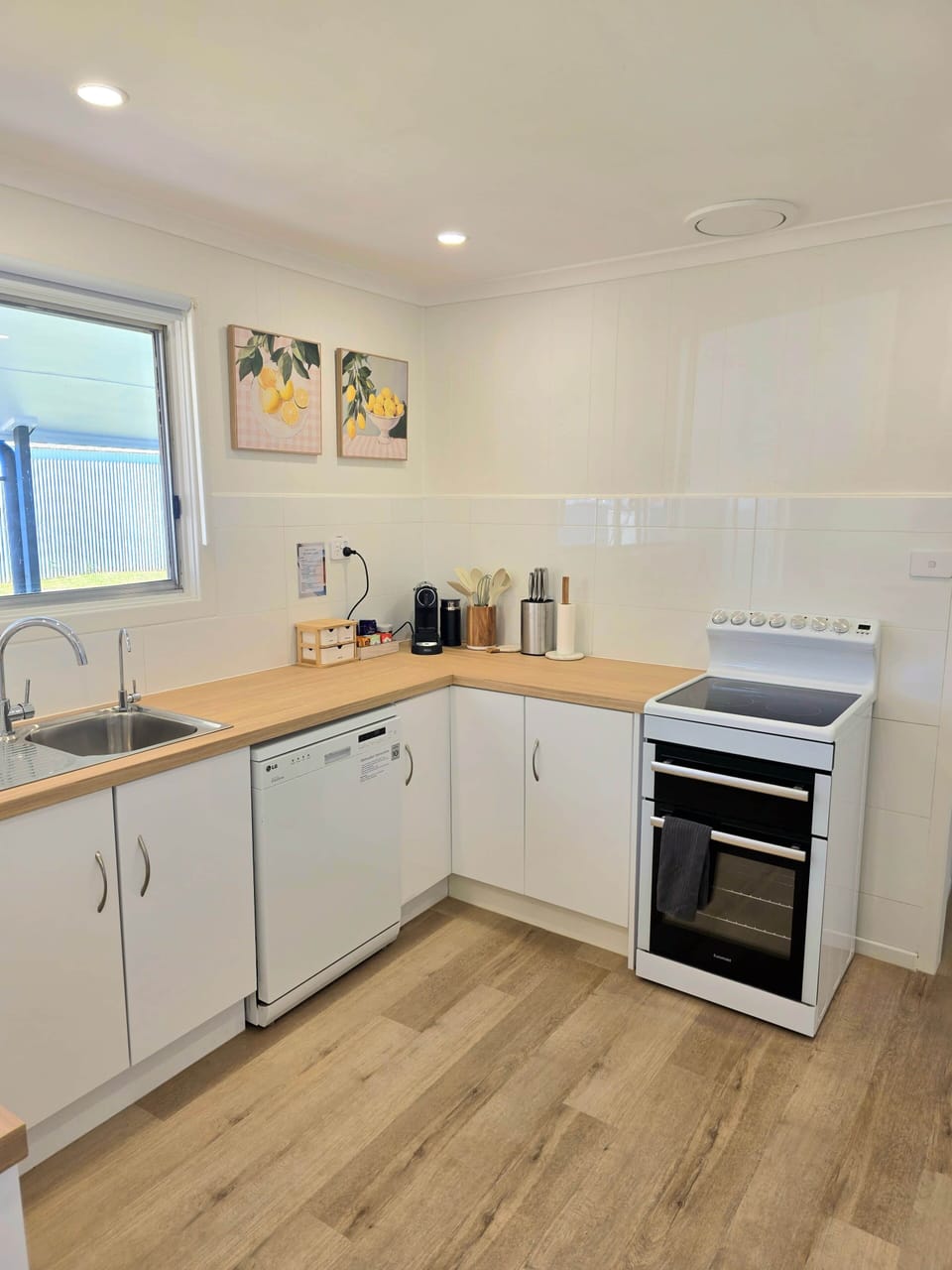 Full Kitchen
