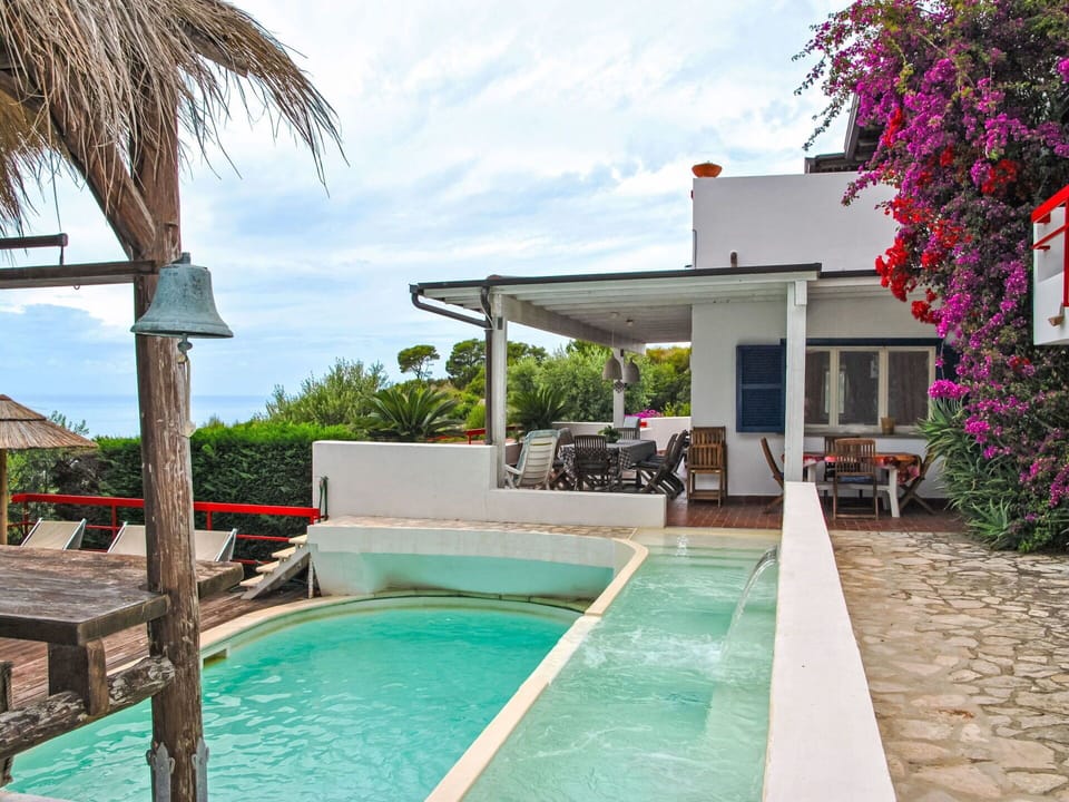 Hill, Highland, Hill Station, Rural Area, Estate, Forest, Plantation, Eco Hotel, Farmhouse, Valley