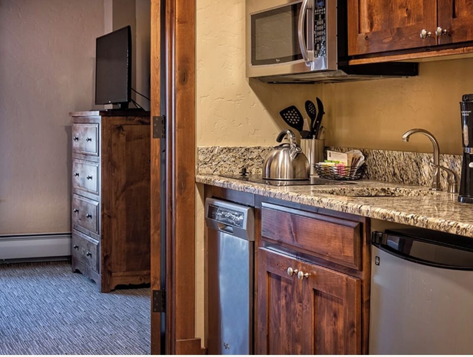 Kitchenette
