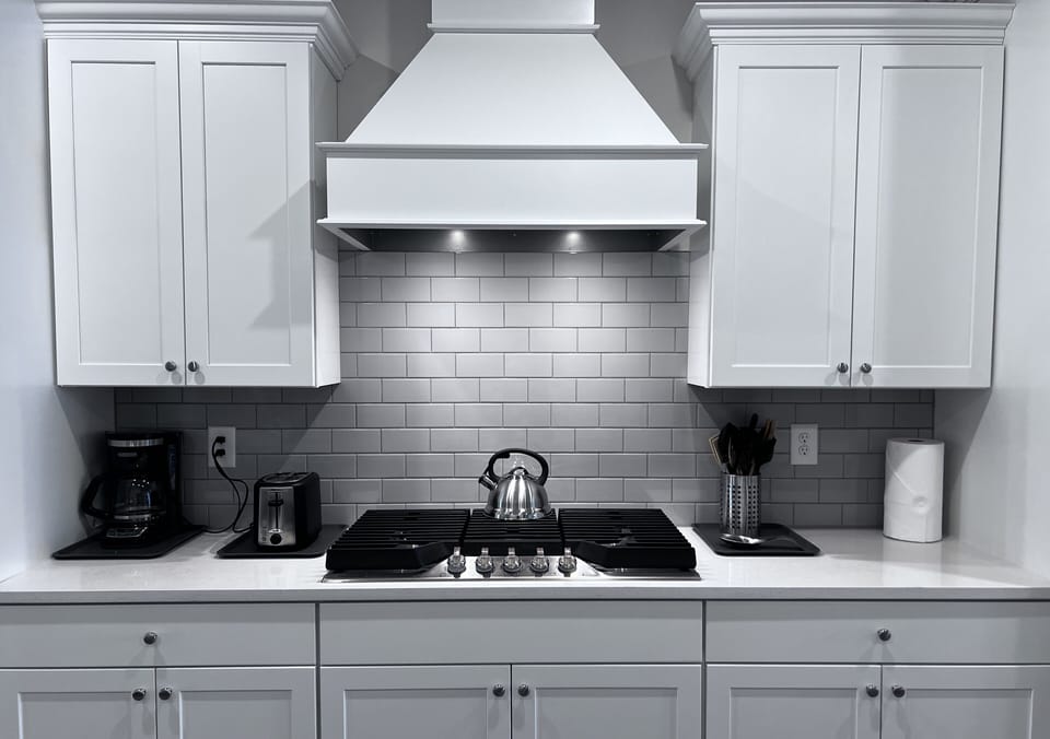Chef’s Kitchen:  fully stocked with high-end appliances.
