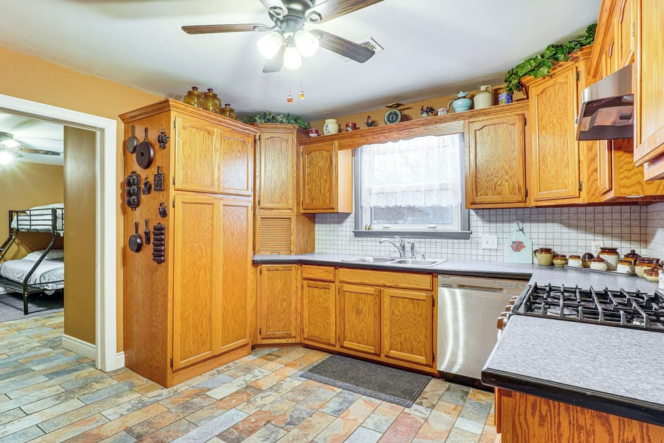 Kitchen | Dishwasher