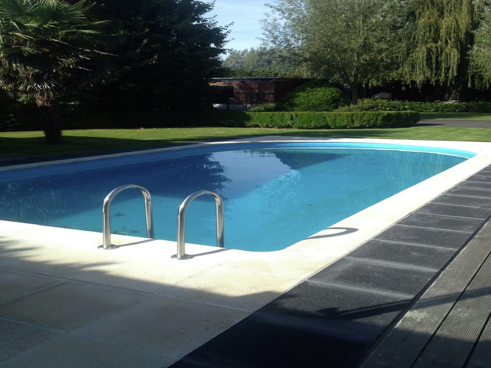 Holiday Home Swimming Pool