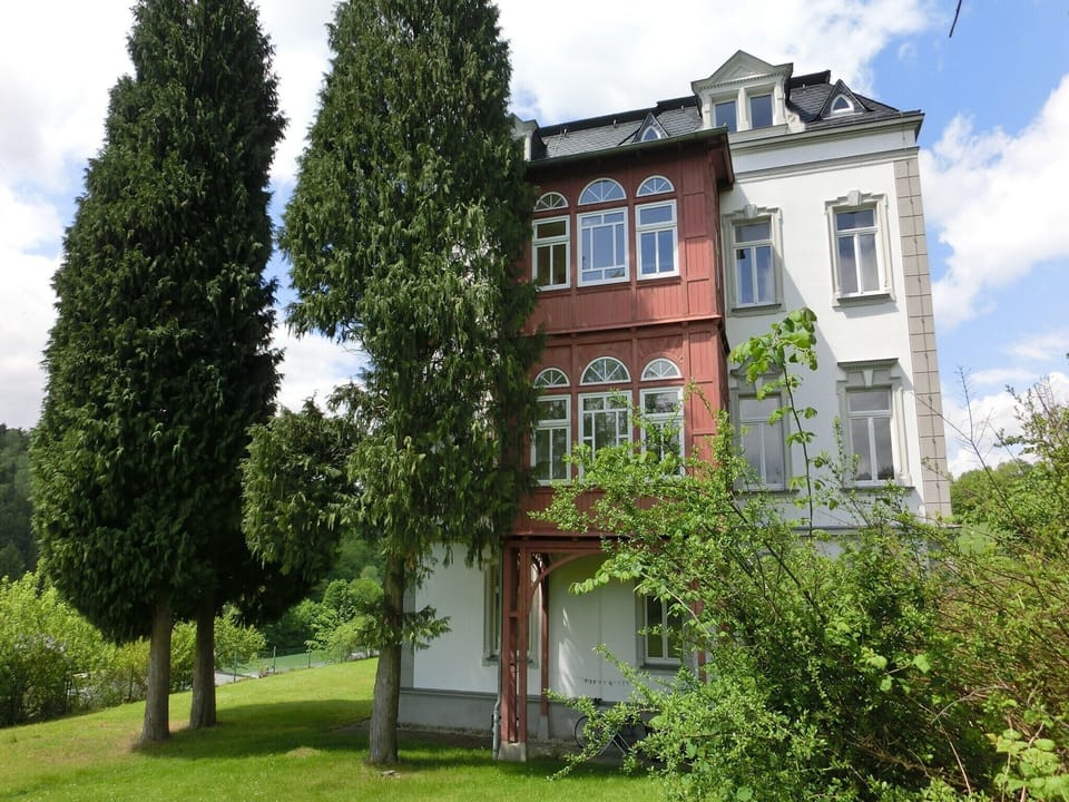 Holiday Home Exterior [summer]