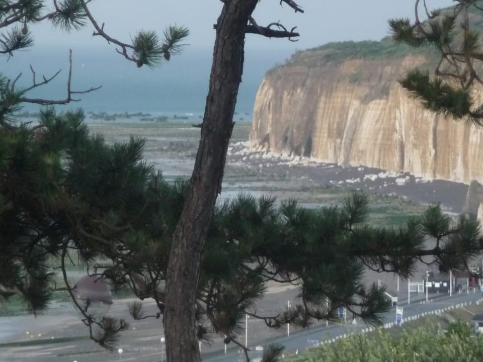 Surroundings [summer] (1-5 km)