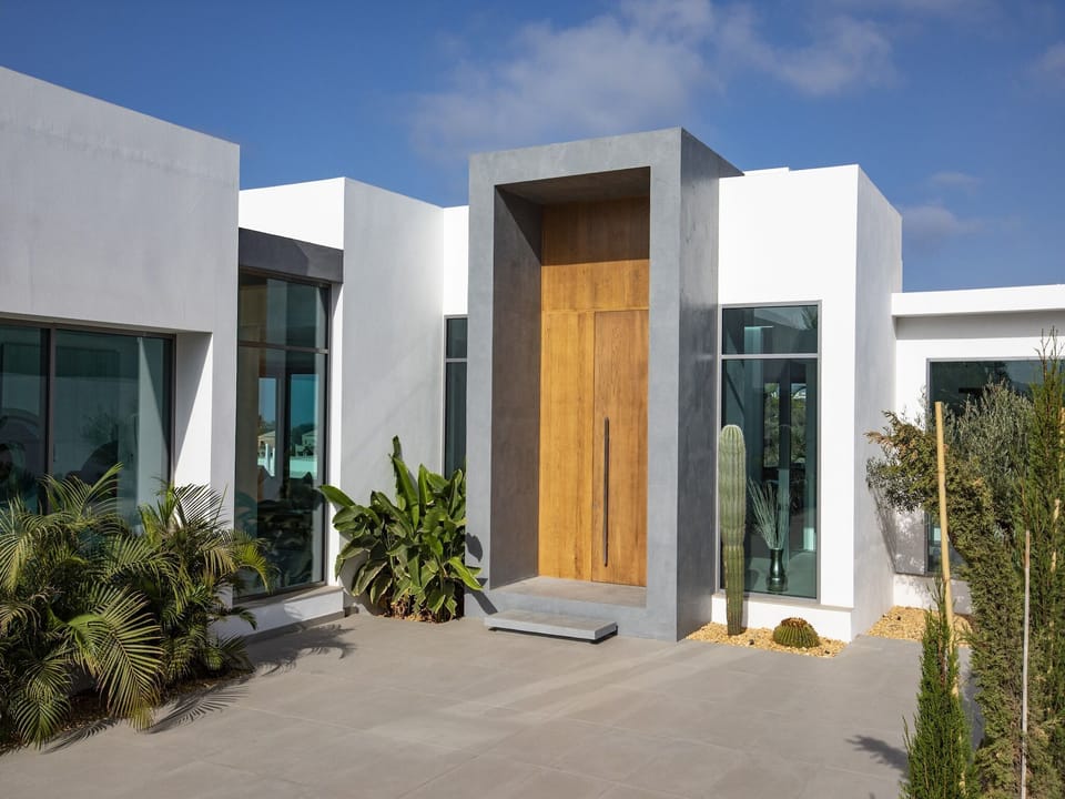 Entrance / Reception