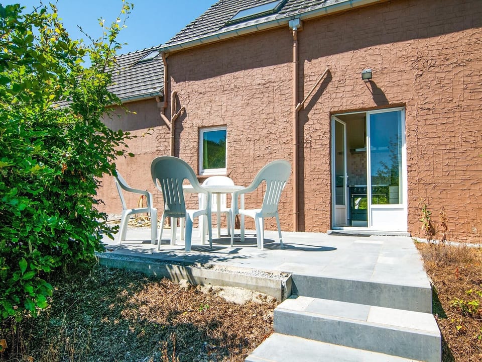 Entrance / Reception