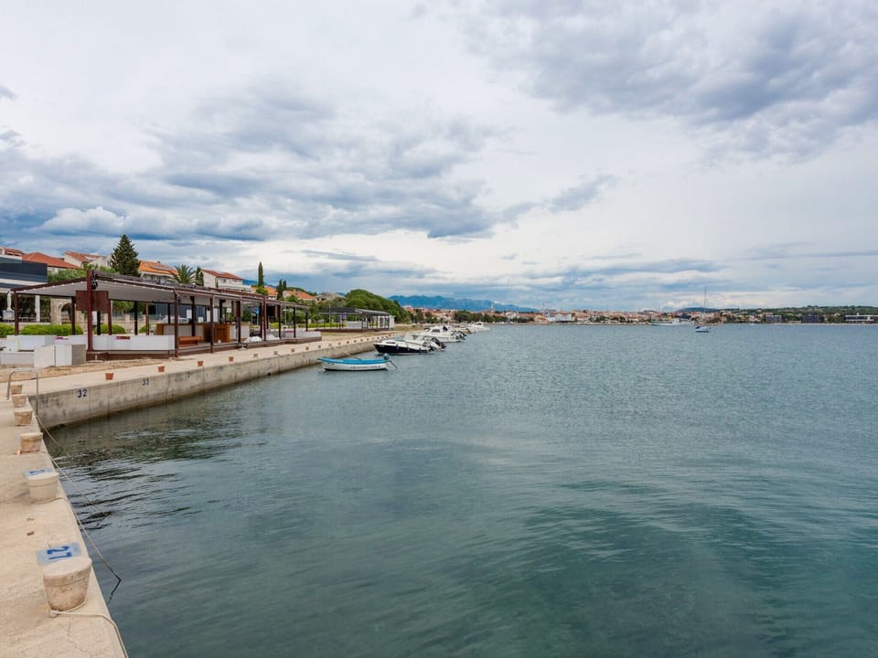 Immediate Surroundings [summer] (<1 km)