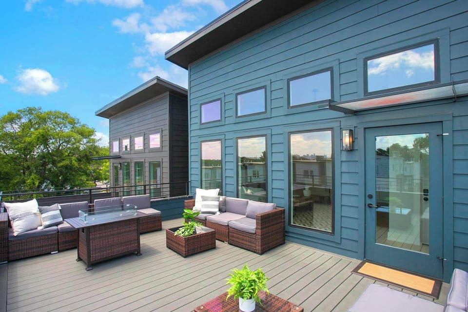 Unwind on the spacious 3rd level deck