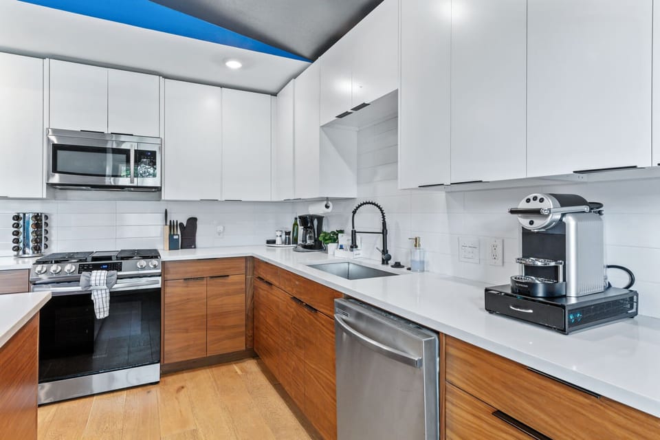 Whip up your favorite meals in the full kitchen 