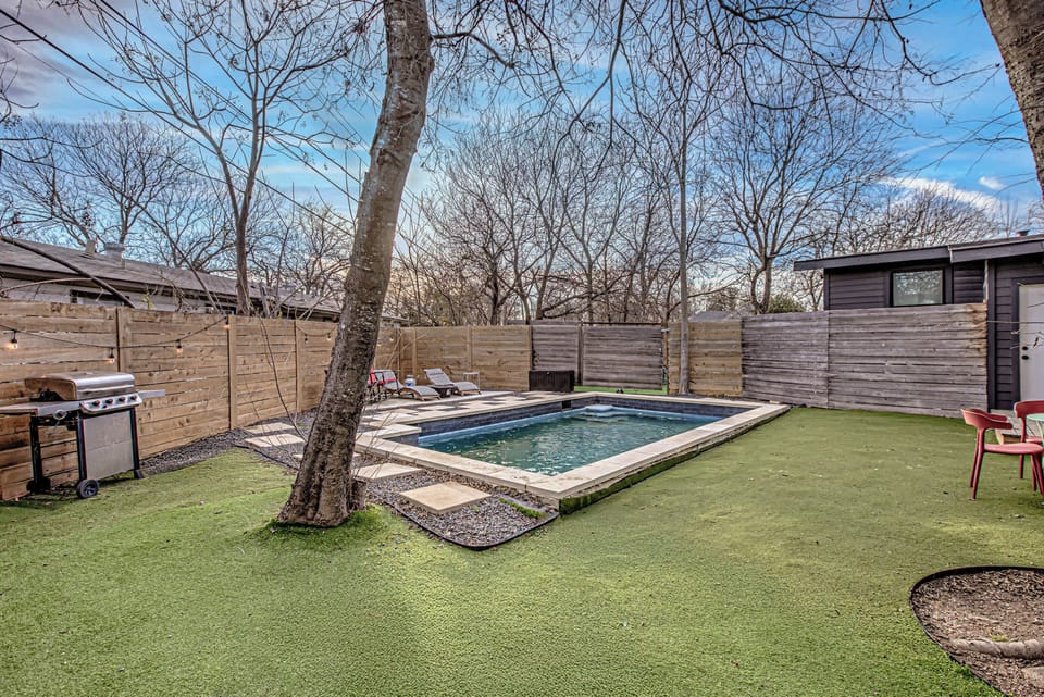 Unwind in the outdoor pool