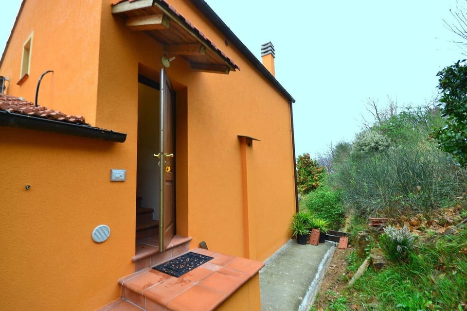 Entrance / Reception