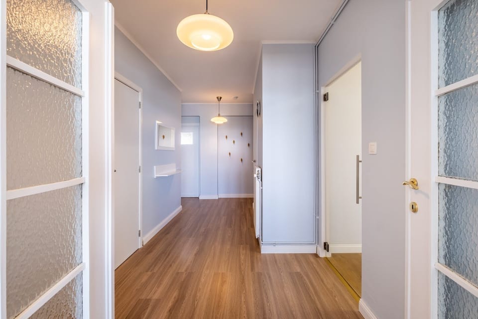 Entrance / Reception