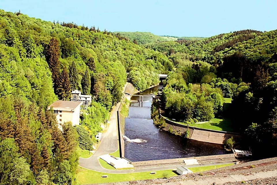 Surroundings [summer] (1-5 km)