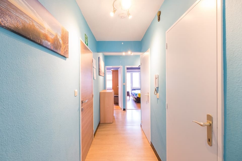 Entrance / Reception