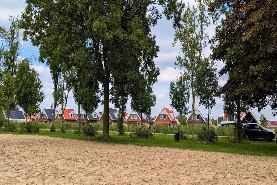 Immediate Surroundings [summer] (<1 km)