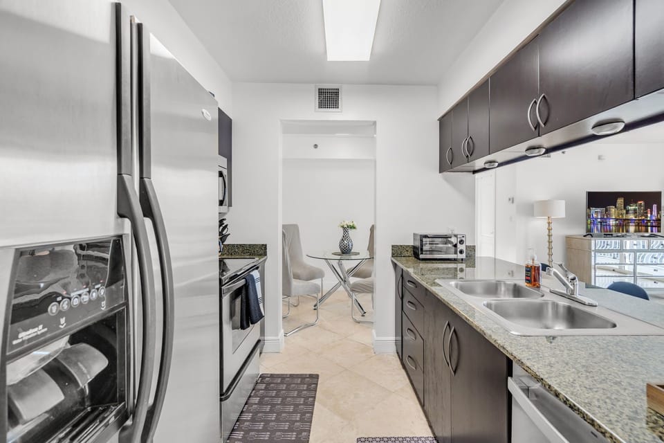 Large, bright, fully equipped Chef's kitchen with complimentary coffee!