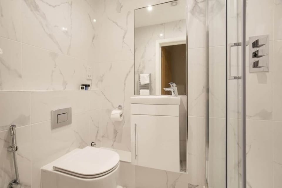 Toilet - Flat 36,37,38