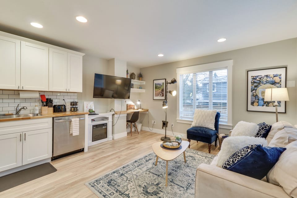 Living Area | Smart TV | Electric Fireplace | Portable A/C Unit | 1st Floor