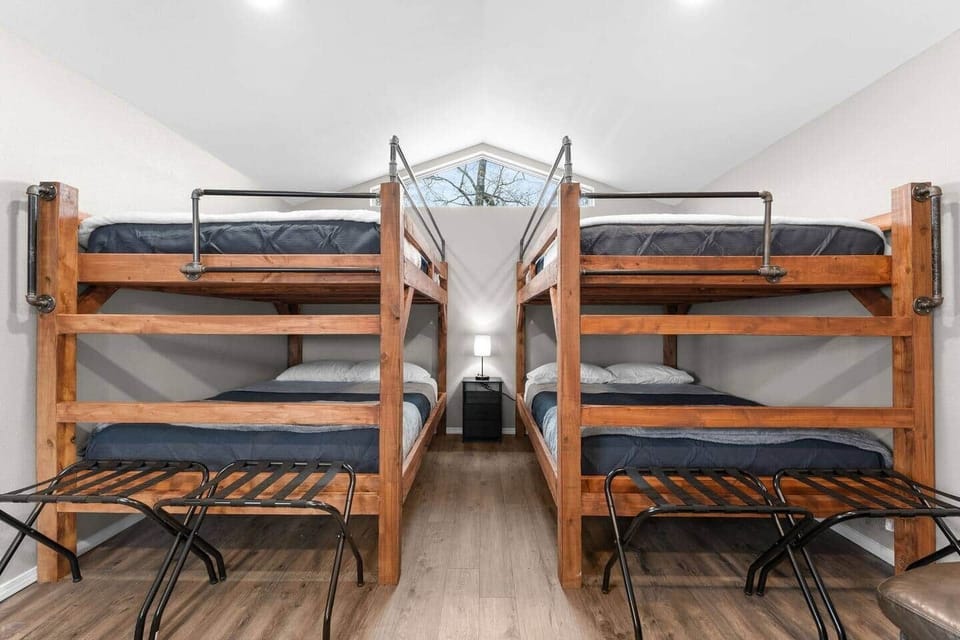 Queen bunk beds!