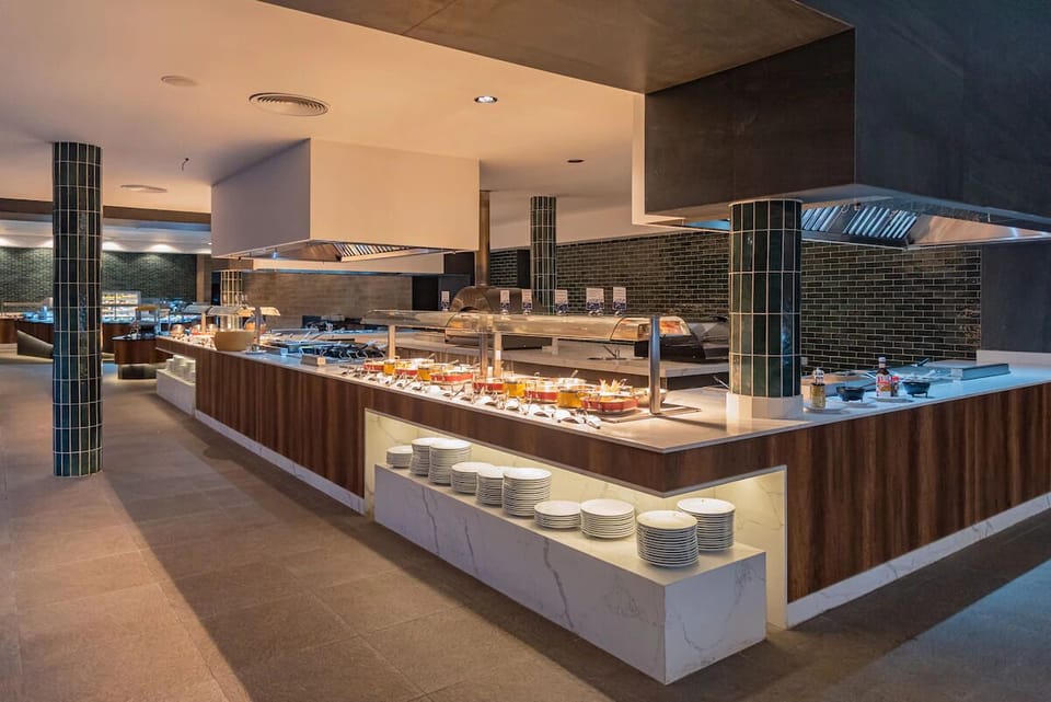 Breakfast bar