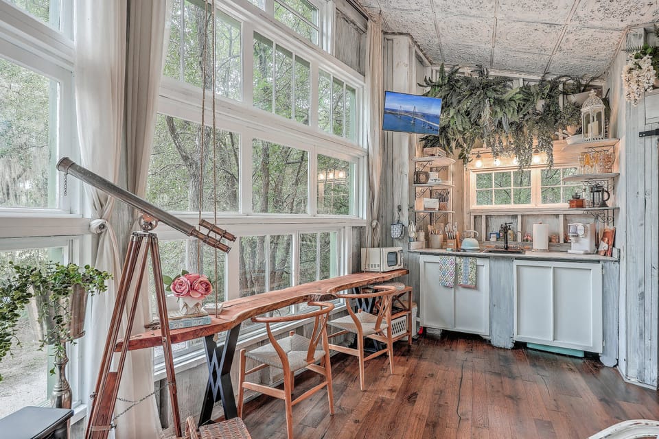 From the lighting to the layout, the owners have thought of every detail to ensure your stay is perfect.