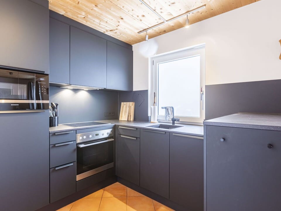 Kitchen, Kitchen Appliance, Countertop, Major Appliance, Interior Design, Cabinetry, Flooring, Wood, Furniture, Home Appliance
