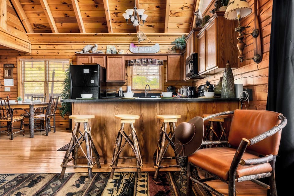 Kitchen and dining area