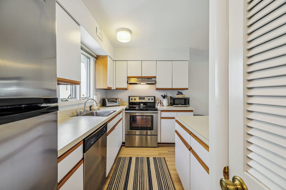 Main Level,Kitchen,