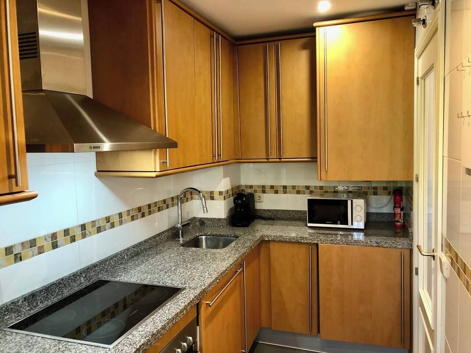 kitchen (1)