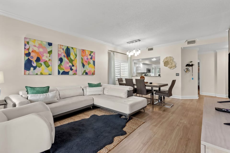 Living & Dining Areas