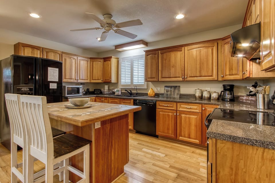 Kitchen with Island