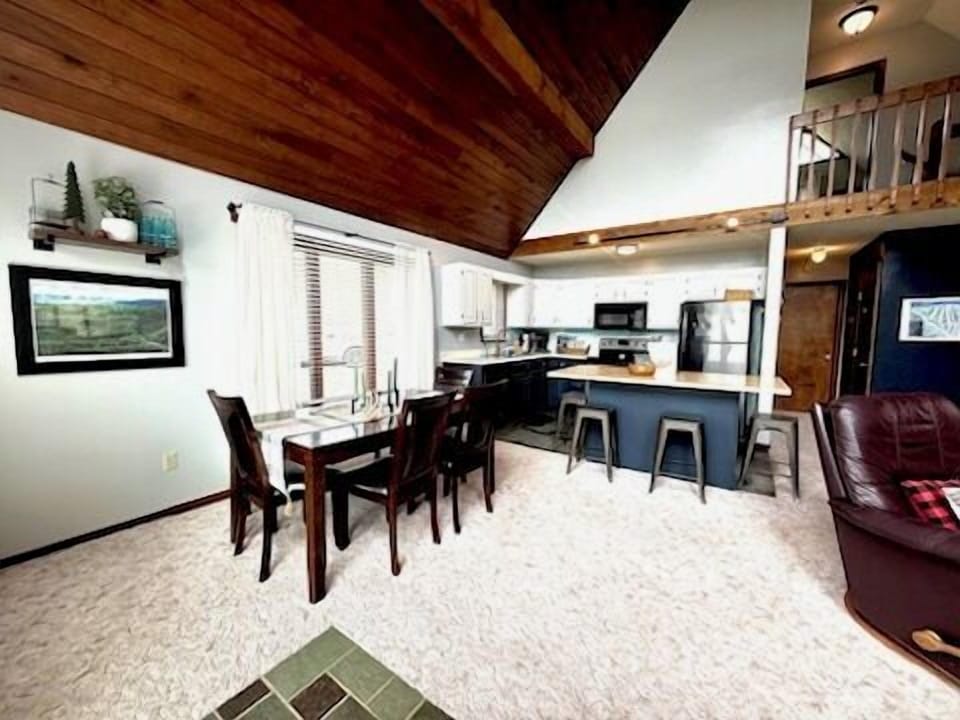 Dining Room Area