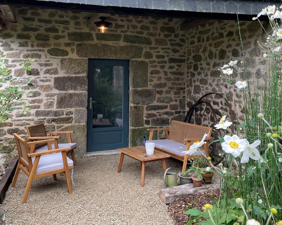 entre´e Grange salon de jardin