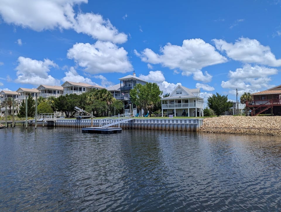 Brand new dock as of July 2025!