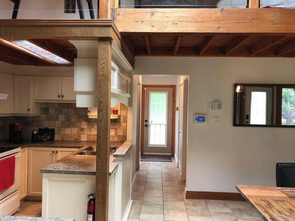 Entrance and kitchen