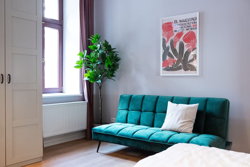 Sofa bed in the green bedroom