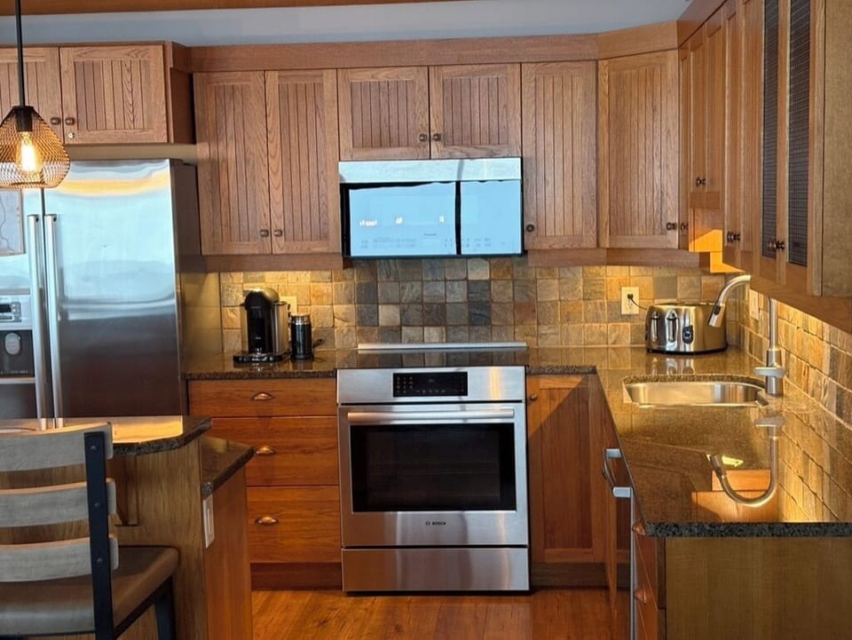Gourmet Kitchen