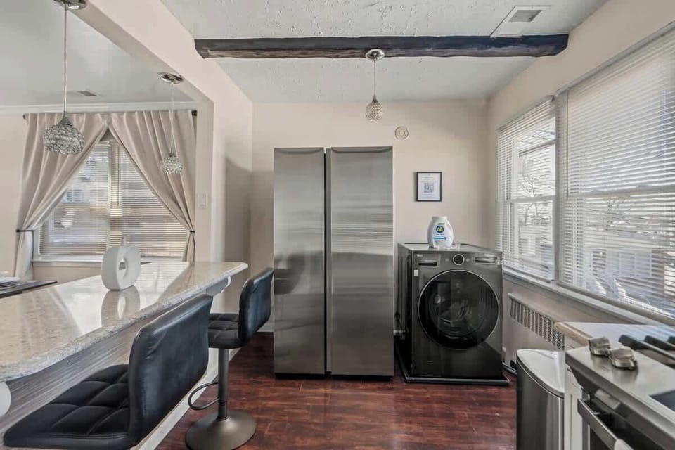 Brand-New Washer/Dryer Combo