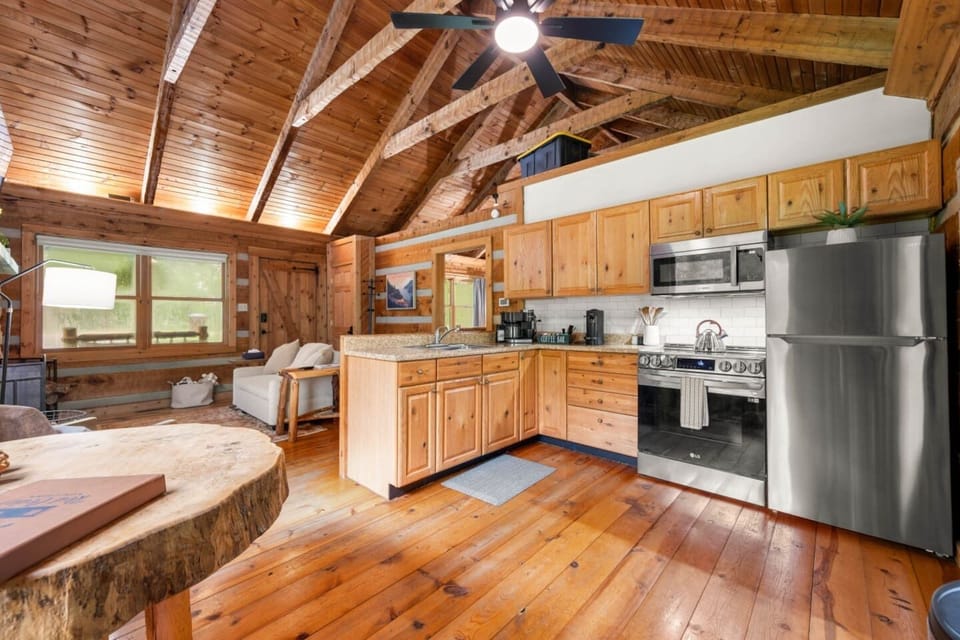RedCedarLogCabin-29