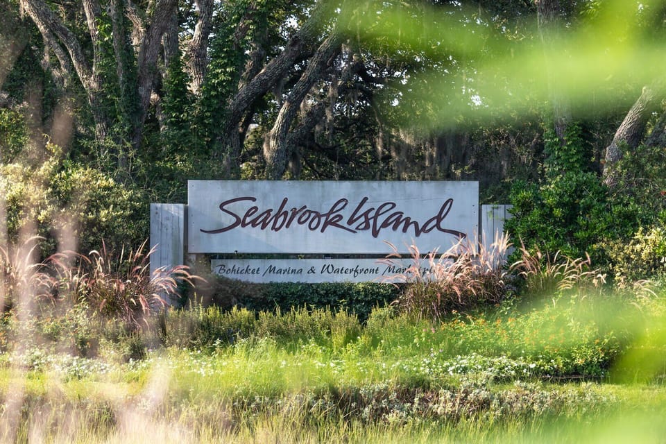 Welcome to the Gated Community of Seabrook Island!