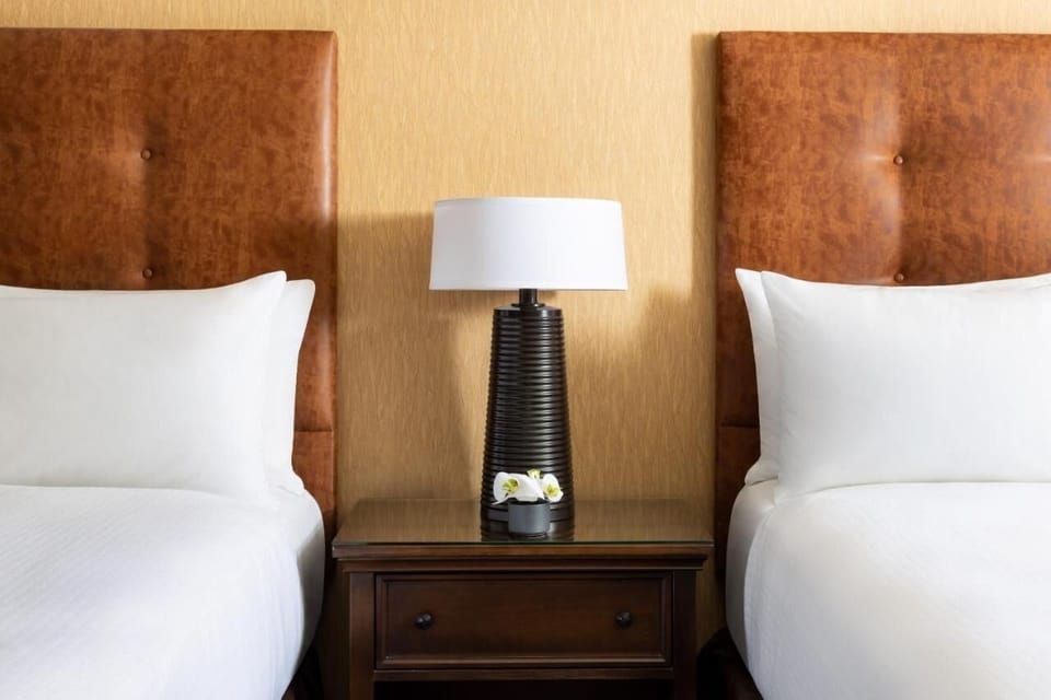 Unit with 2 Queen beds