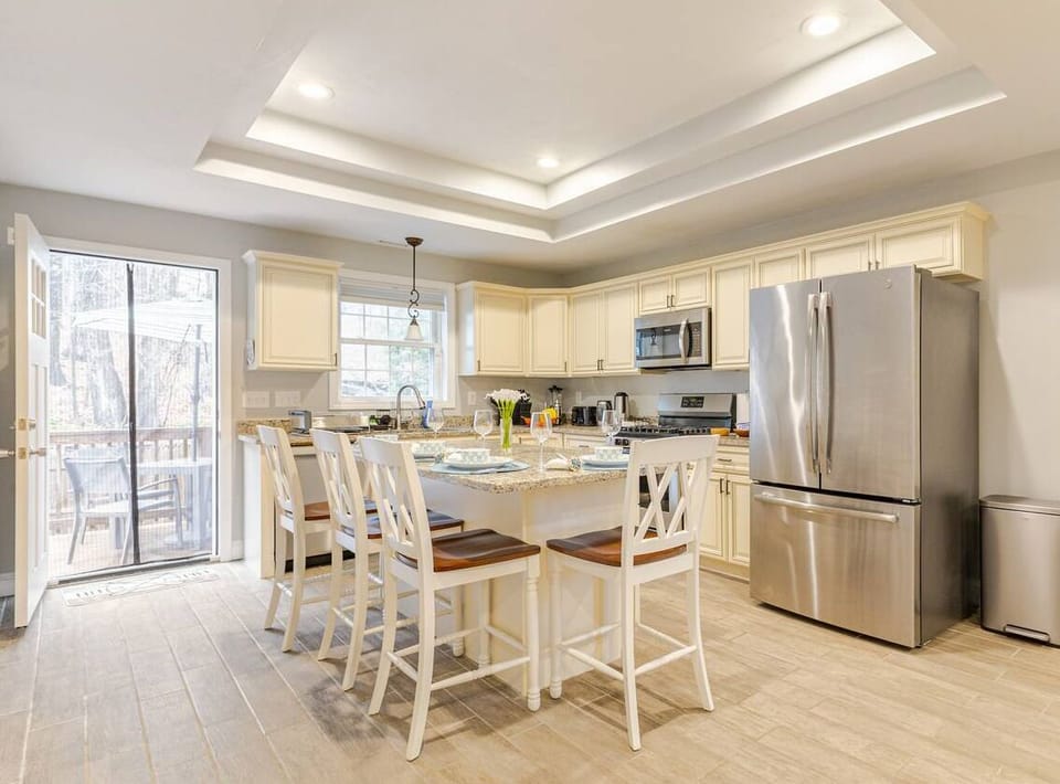 Full Kitchen with Island for additional places to eat
