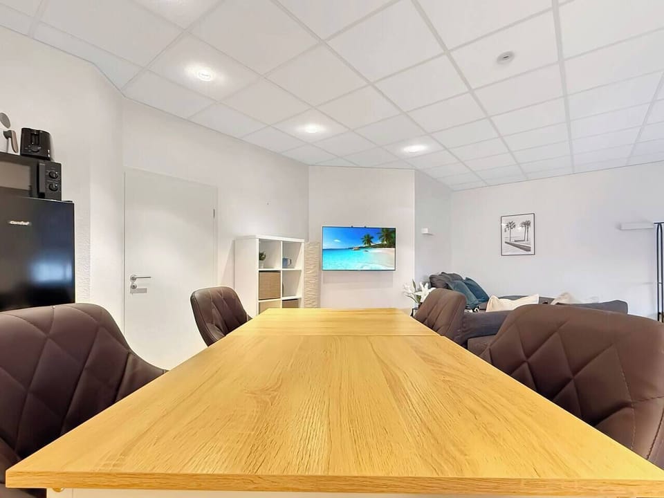 81f4419f-0276-4e46-b959-a5499ff5e211