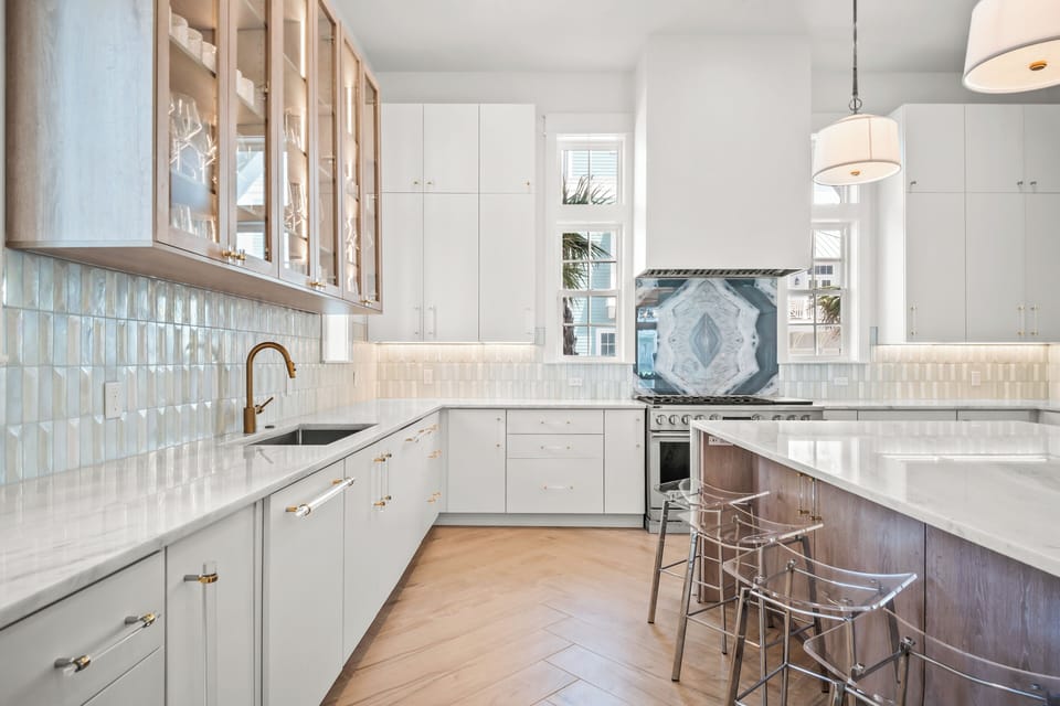 Kitchen, 1st Floor